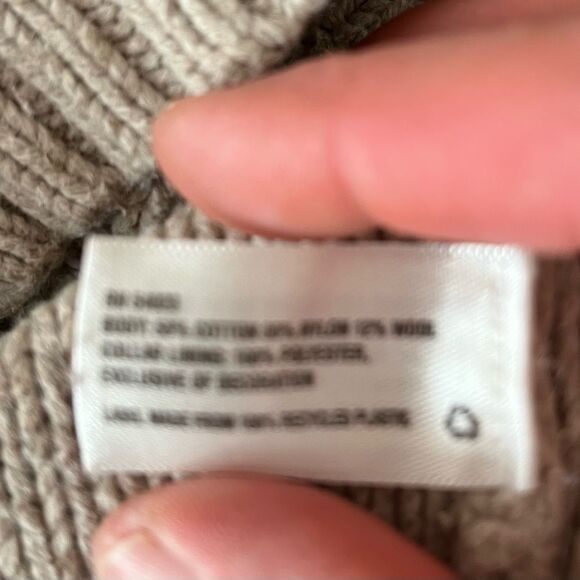 BabyGap, brown/beige sweater, elbow patches, button/hook closure,braided, size 3 - Picture 7 of 9